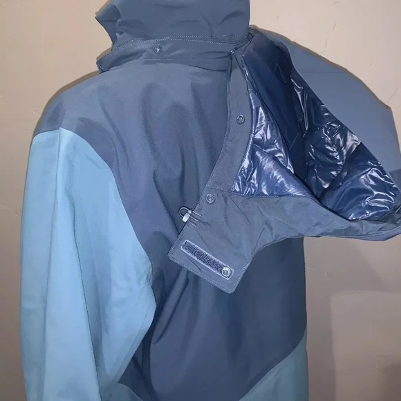 The North Face Women’s Anonym Futurelight Primaloft Slim Fit Jacket NWT